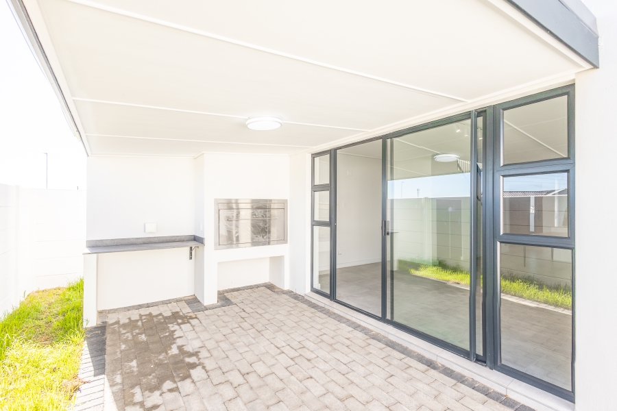 3 Bedroom Property for Sale in Le Coste Estate Western Cape